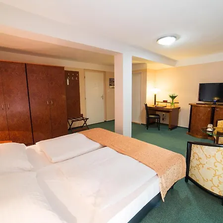 Belvedere & Hotel Frantiskovy Lazne