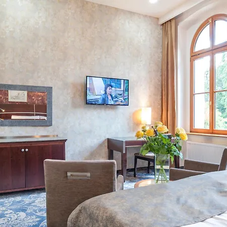 Hotel Belvedere &