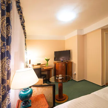 Hotel Belvedere &