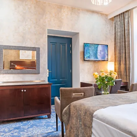 Belvedere & Hotel 3*